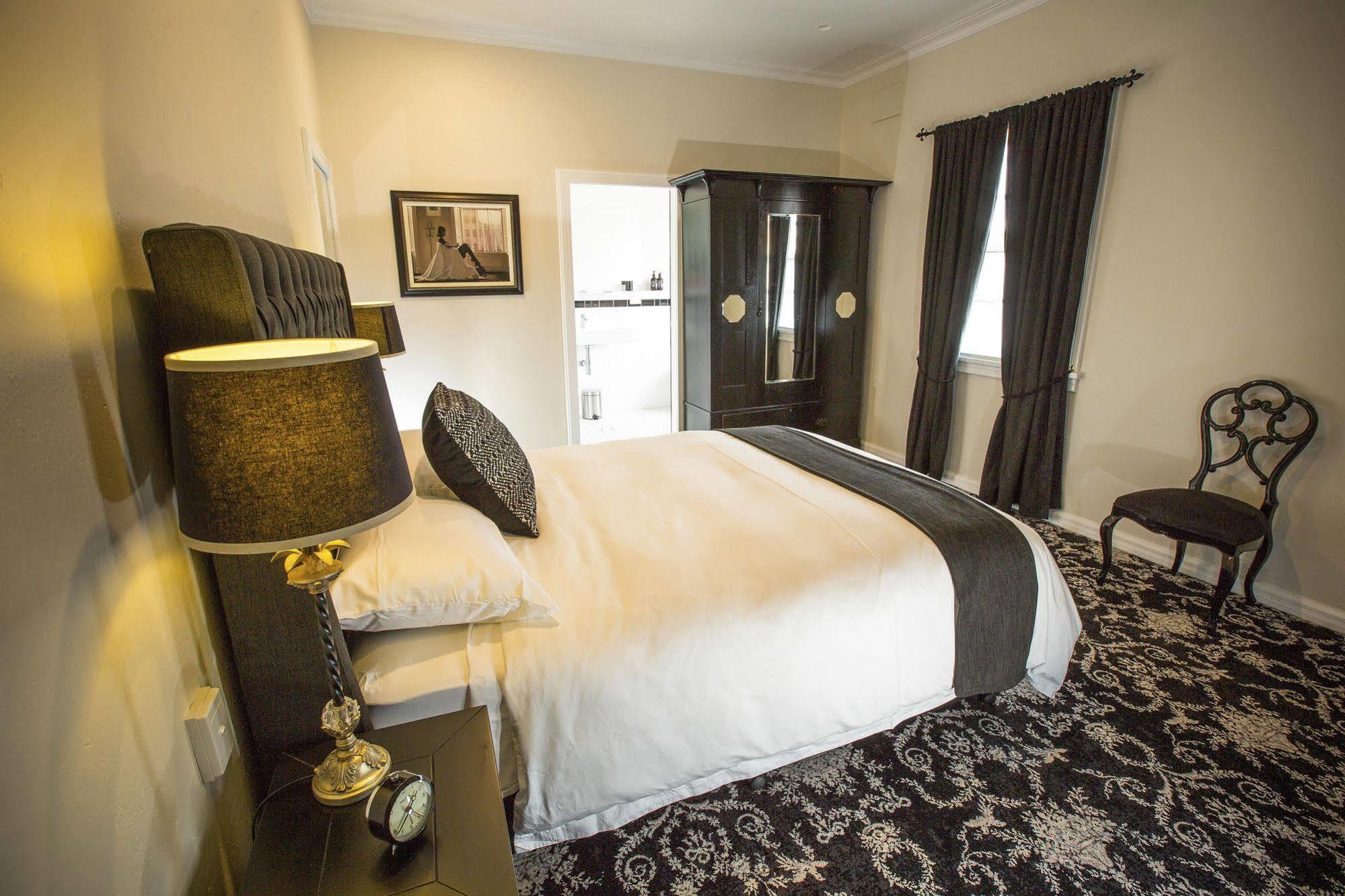 The Commercial Boutique Hotel Tenterfield Esterno foto